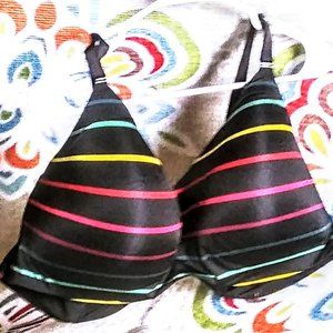 Women's Plus size Wireless bra 52D from Torrid. NWT!